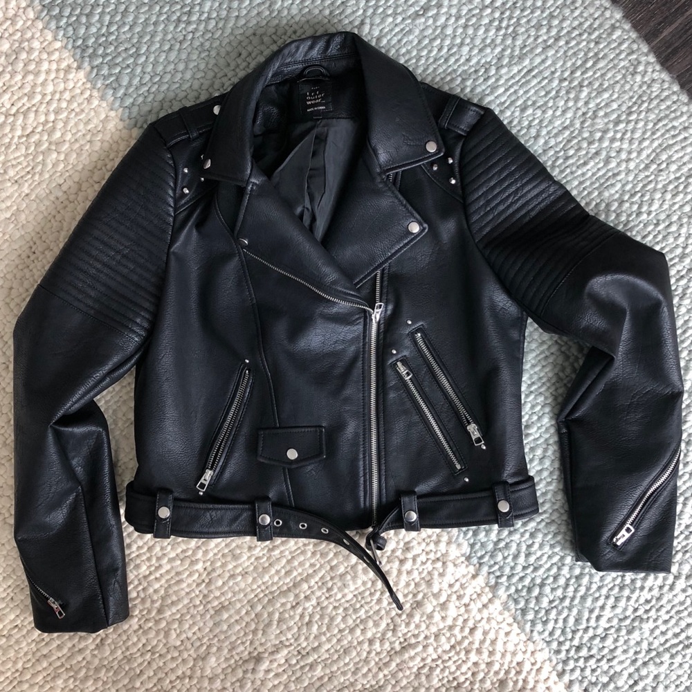 🆕 EUC- Zara Faux Leather Graffiti Jacket- 🖤⚫️🖤